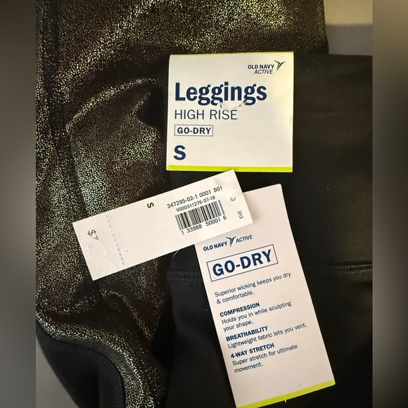 Old Navy Women’s Black and Silver High-Waisted Leggings Size Small - Picture 2 of 4